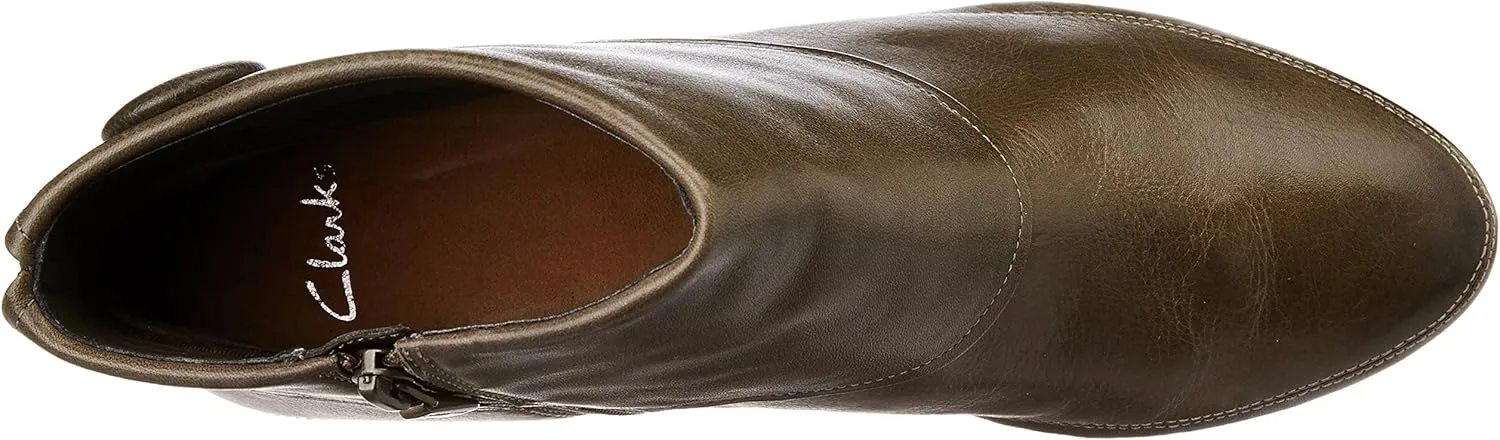Clarks Women's Chelsea Boots