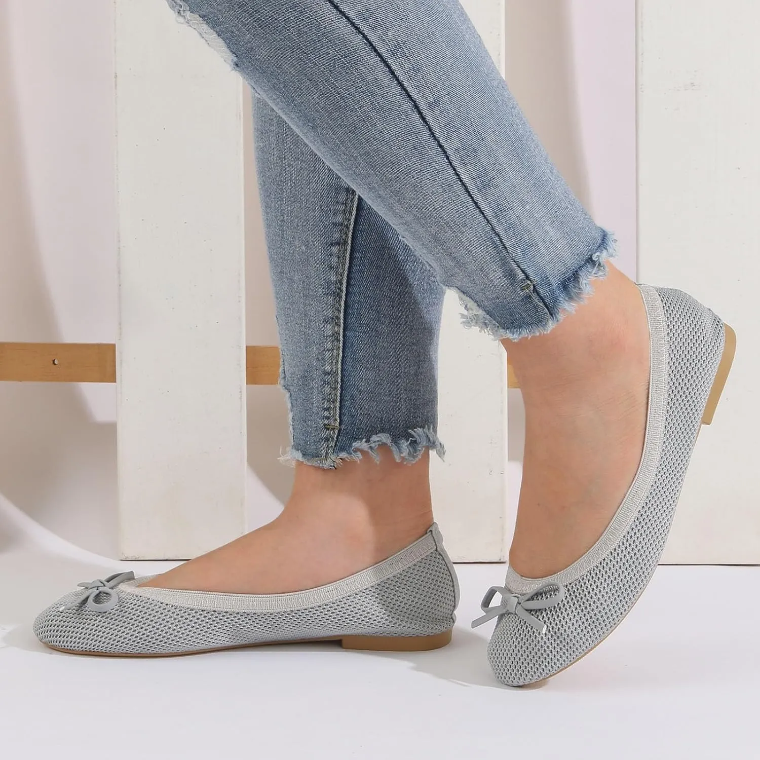 Comfortable & Light-Weight Flat Women Shoes Fashionable Flat Sole Single Shoes Fly Woven Thickened Soft Sole