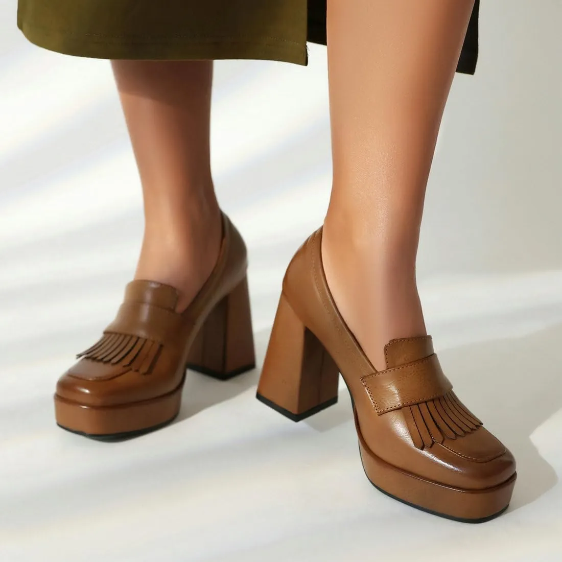DINTAHA Tassel Chunky Platform Loafers for Women Square Toe Block High Heel Pumps