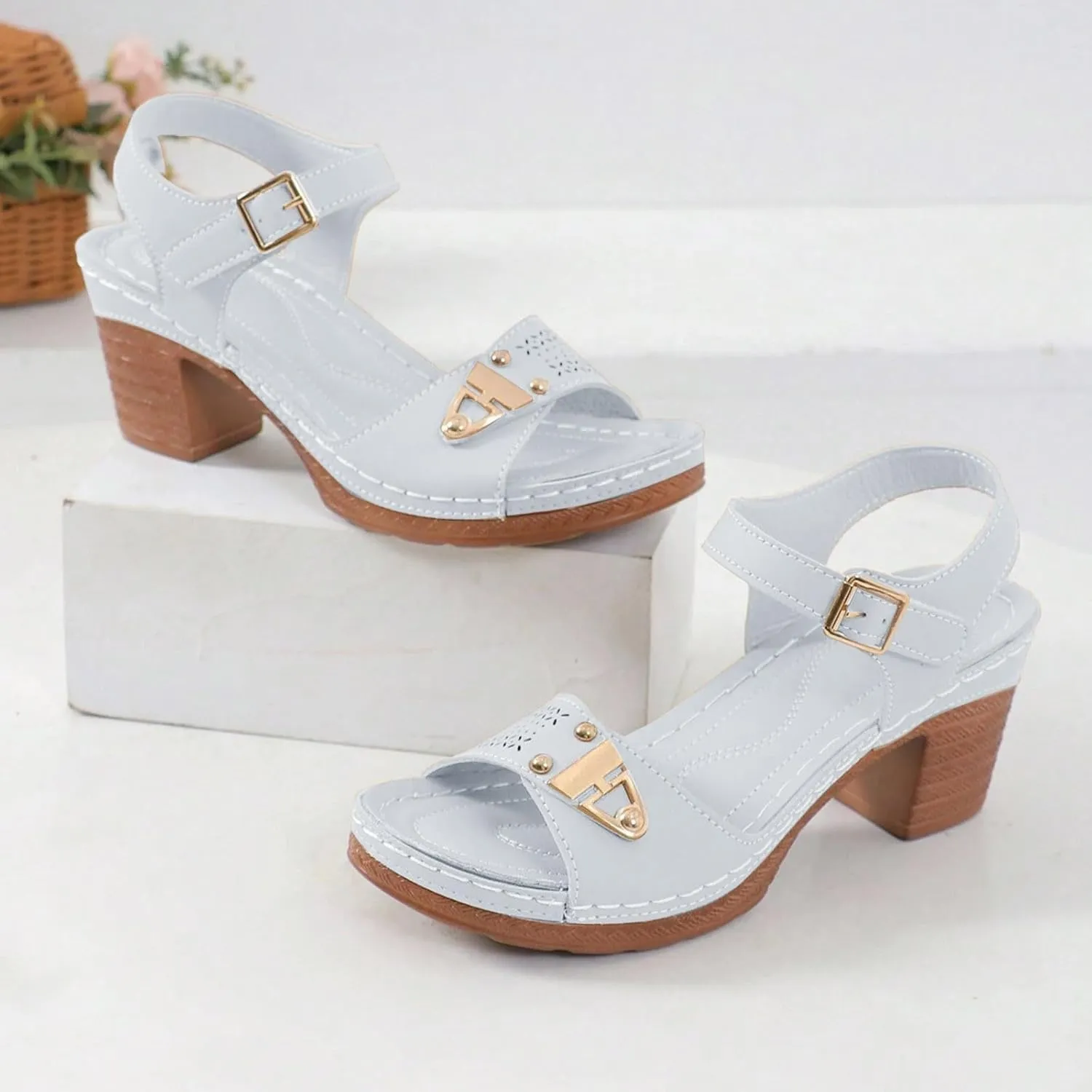 Hbeylia Platform Chunky Heels Sandals for Women Dressy Open Toe Low Block Heeled Fashion Wedding Party Dress Sandals Buckle Ankle Strap Casual Pumps Summer Shoes