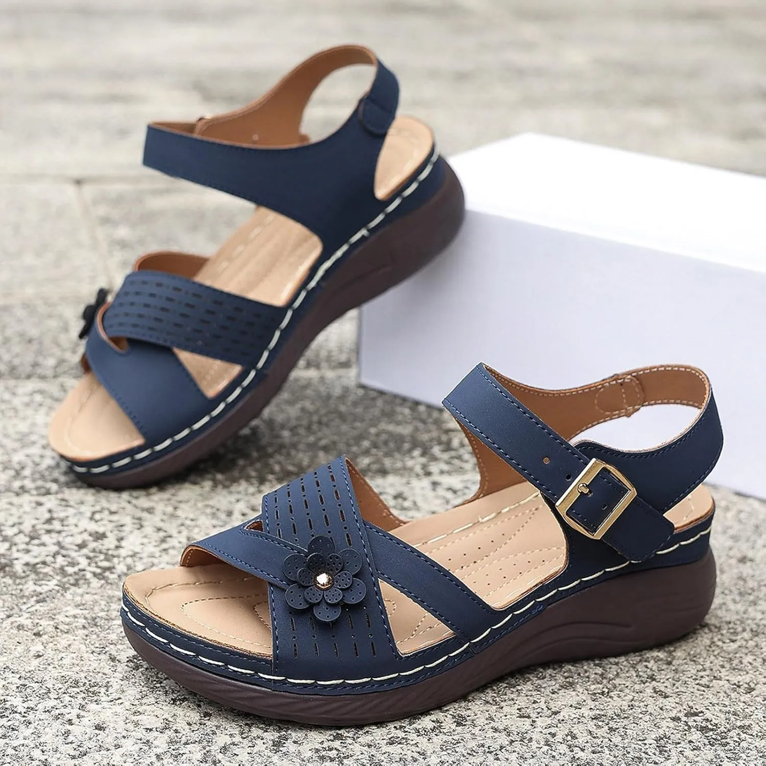 Ladies Summer Flower Solid Colour Buckle Thick Bottom Large Size Slope Heel Sandalss Sandals Women Fashion Sandals Flat