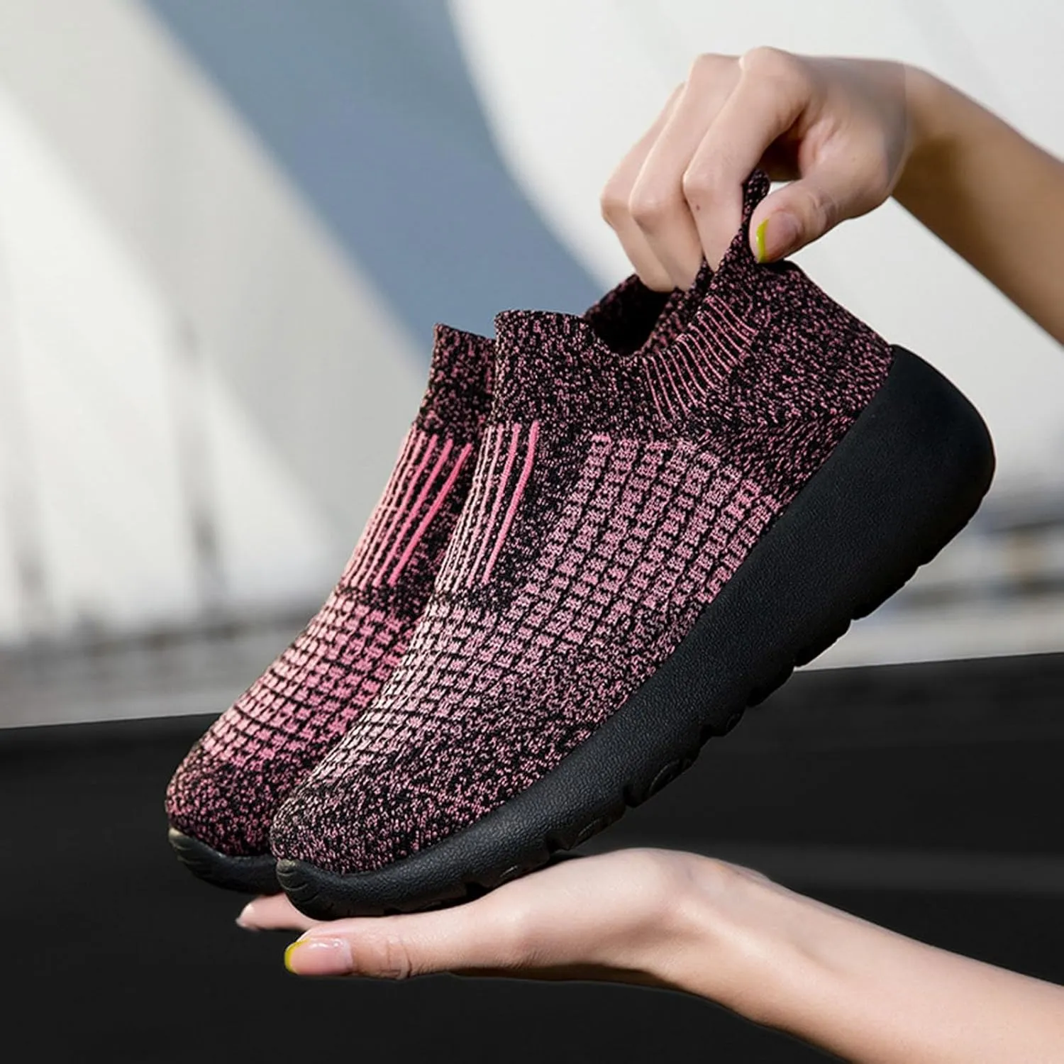 Lightweight Shoes Men's Fashionable Breathable Sneakers