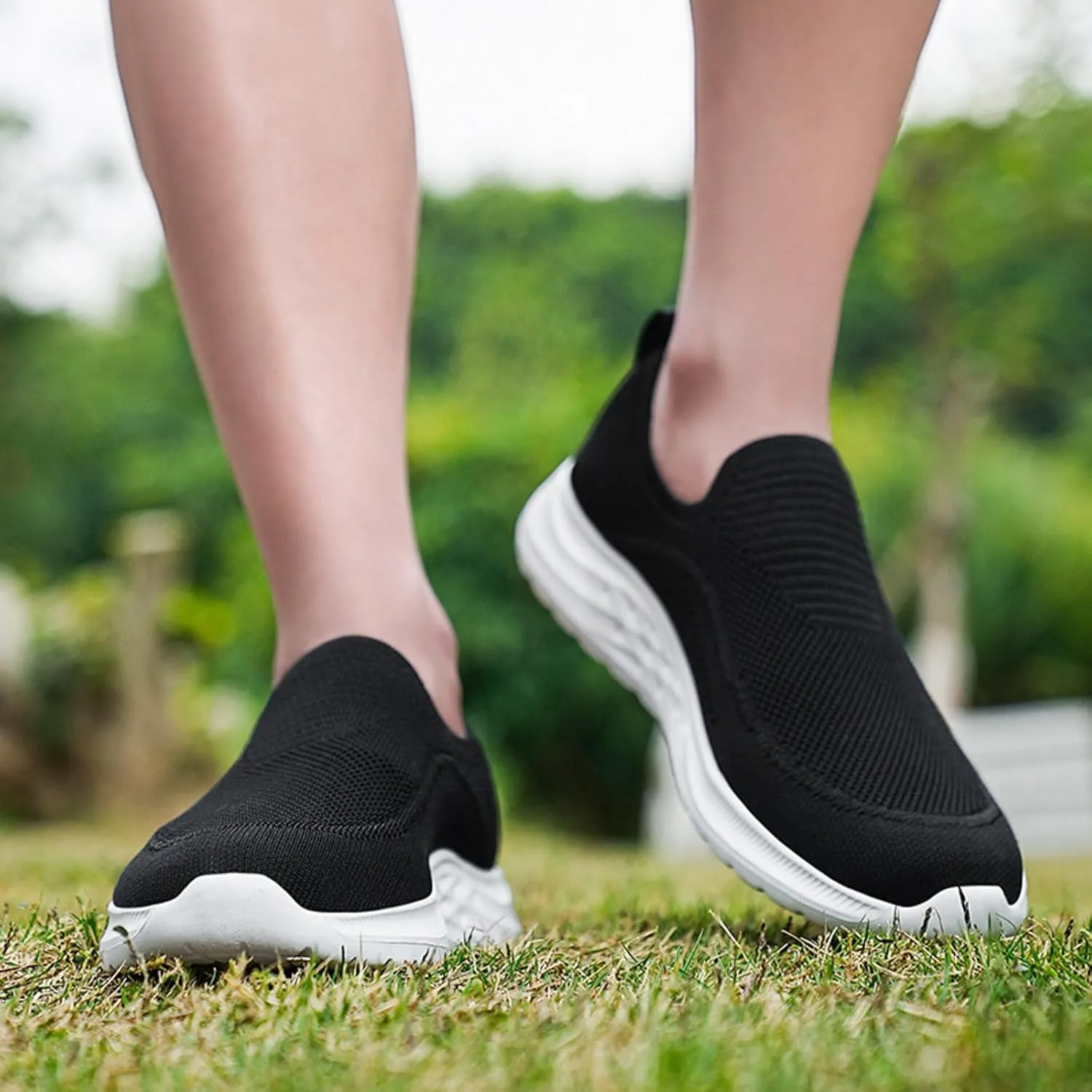 Men's Casual Shoe Men Sports Shoes Fashionable New Pattern Simple Solid Color Lightweight Flat Bottom Comfortable Slip
