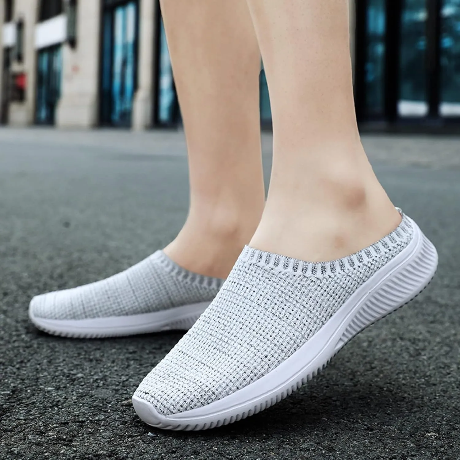 Men's Casual Shoe Men Sports Shoes Summer New Pattern Fashion Simple Solid Mesh Breathable Comfortable and Lightweight