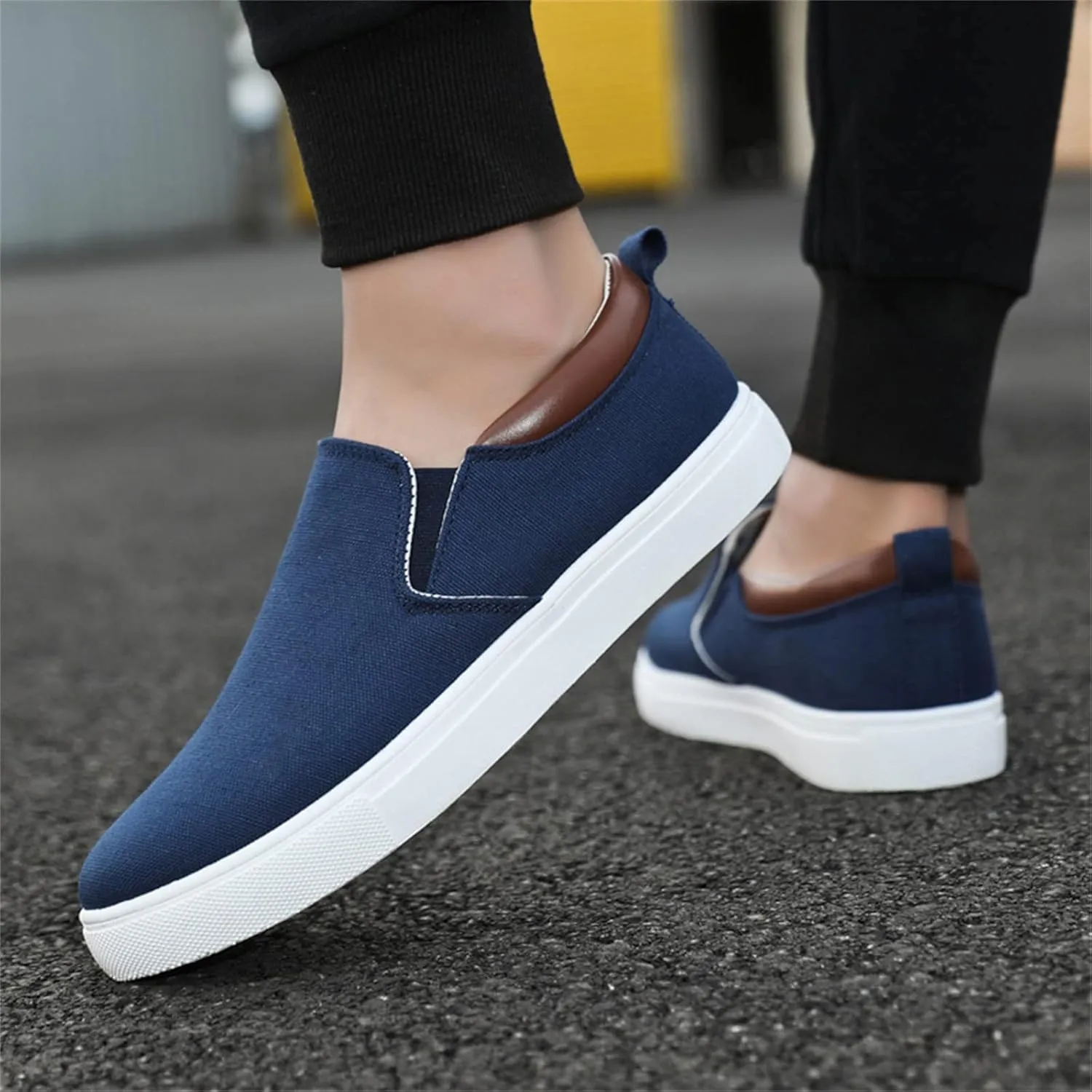 Men's Orthopedic Comfortable Slip-On Shoes Comfortable Lightweight Casual Walking Shoe Convenient Slip On Shoes
