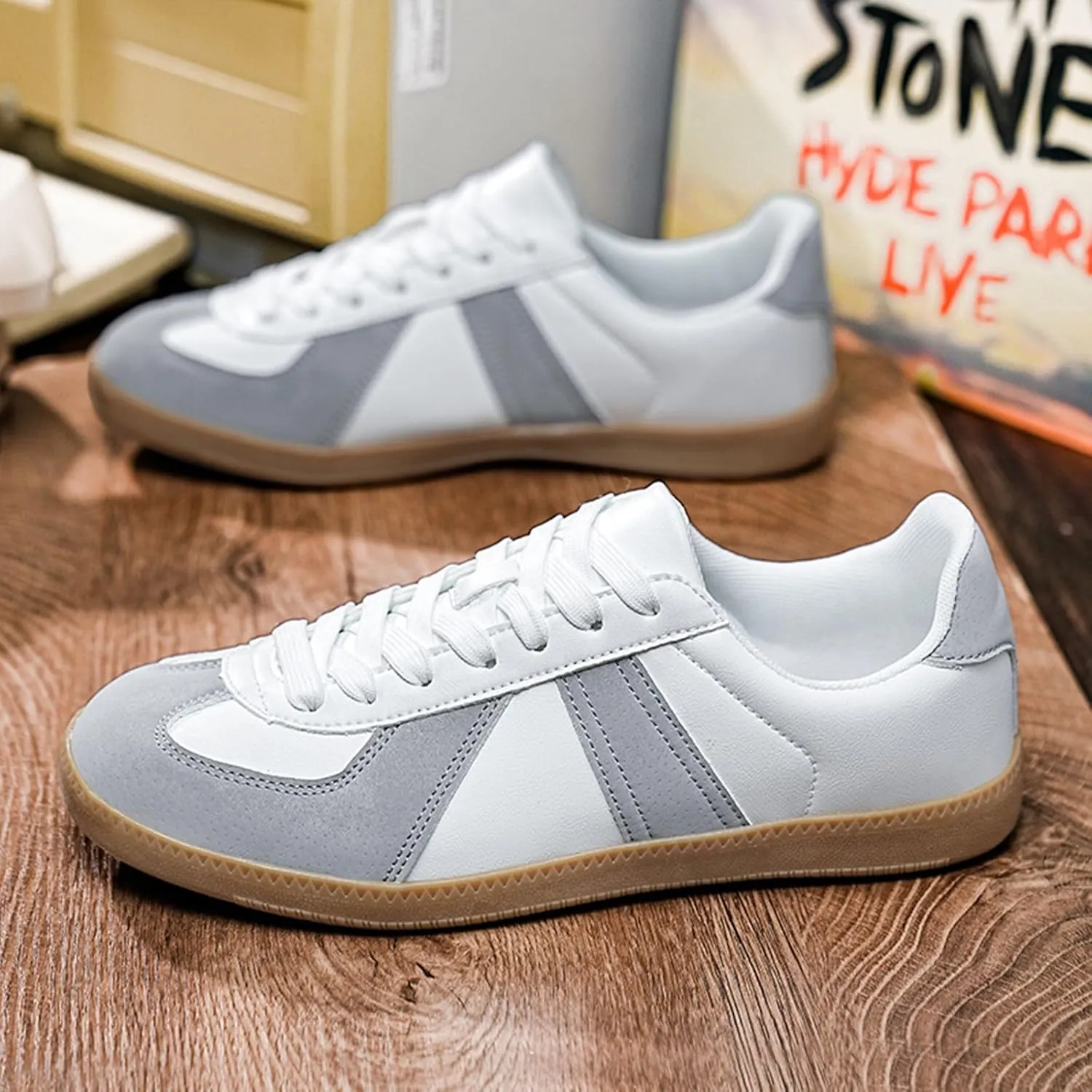 Men's Skateboarding Shoes with Flat Bottom Anti-Slip Lightweight Wear-Resistant Outdoor Leather Sneakers Fashional Retro Style Board Skate Athletic Training Sports