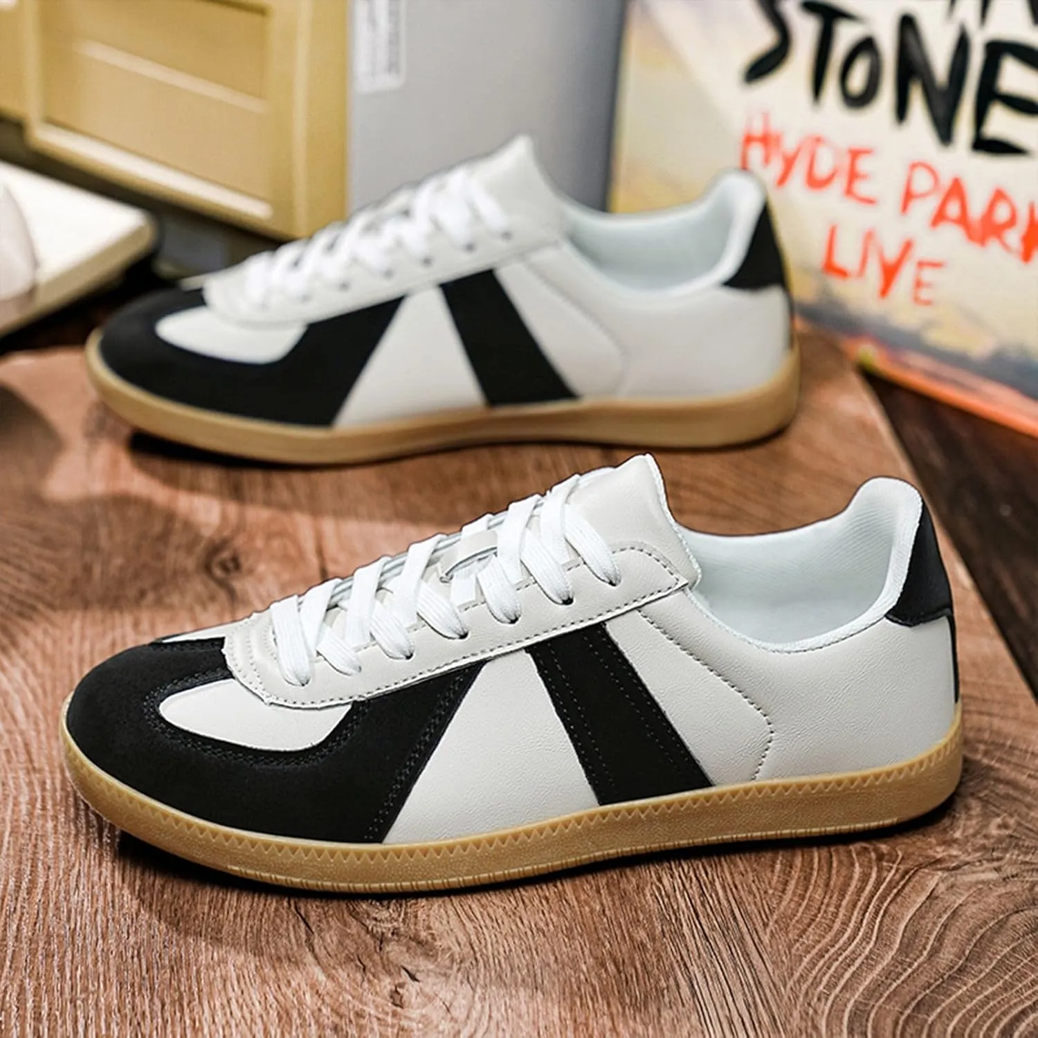 Men's Skateboarding Shoes with Flat Bottom Anti-Slip Lightweight Wear-Resistant Outdoor Leather Sneakers Fashional Retro Style Board Skate Athletic Training Sports