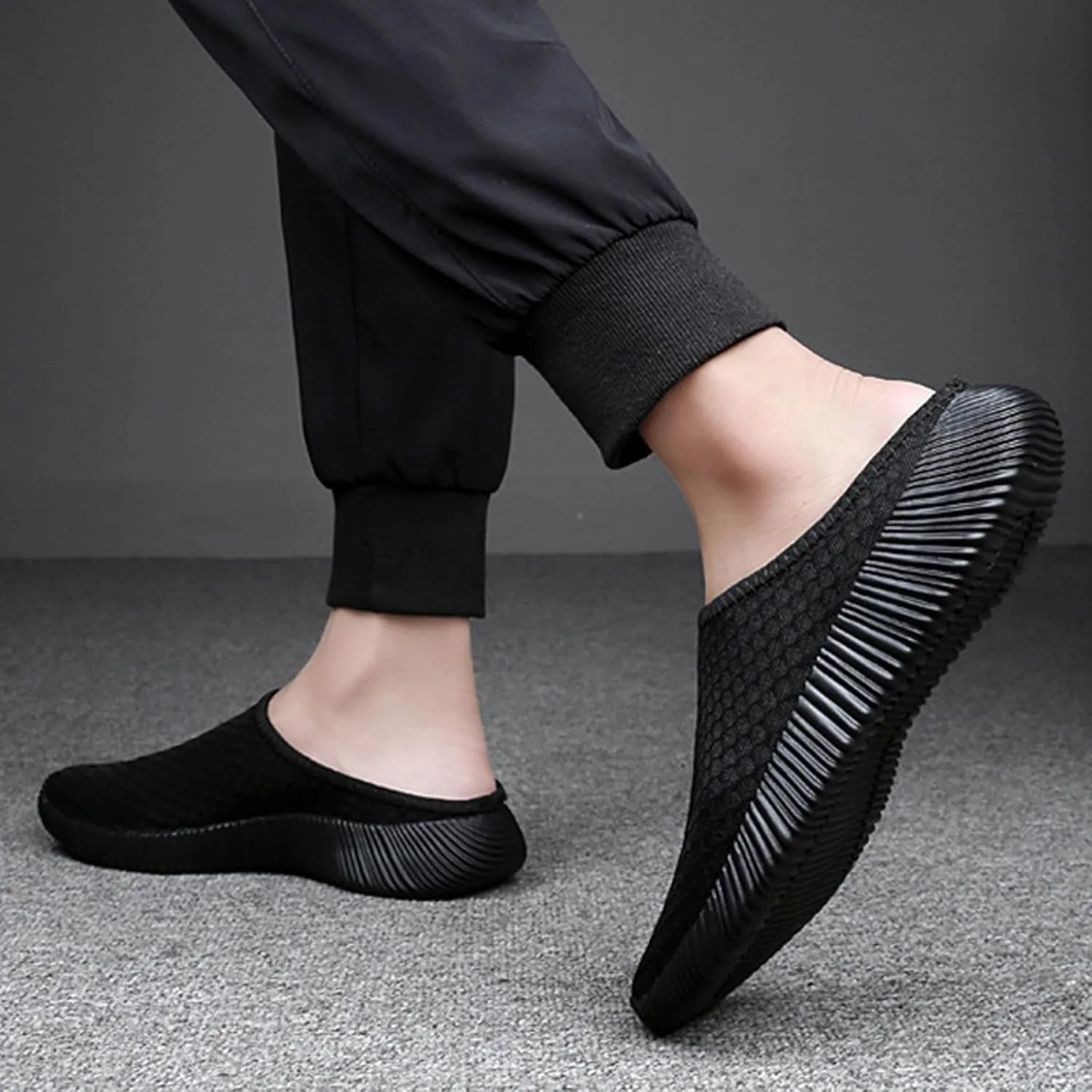 Mens Slip On Men's and Women's Same Mesh Breathable Lightweight Slingback Toe Toe Beach Sports and Casual Shoes
