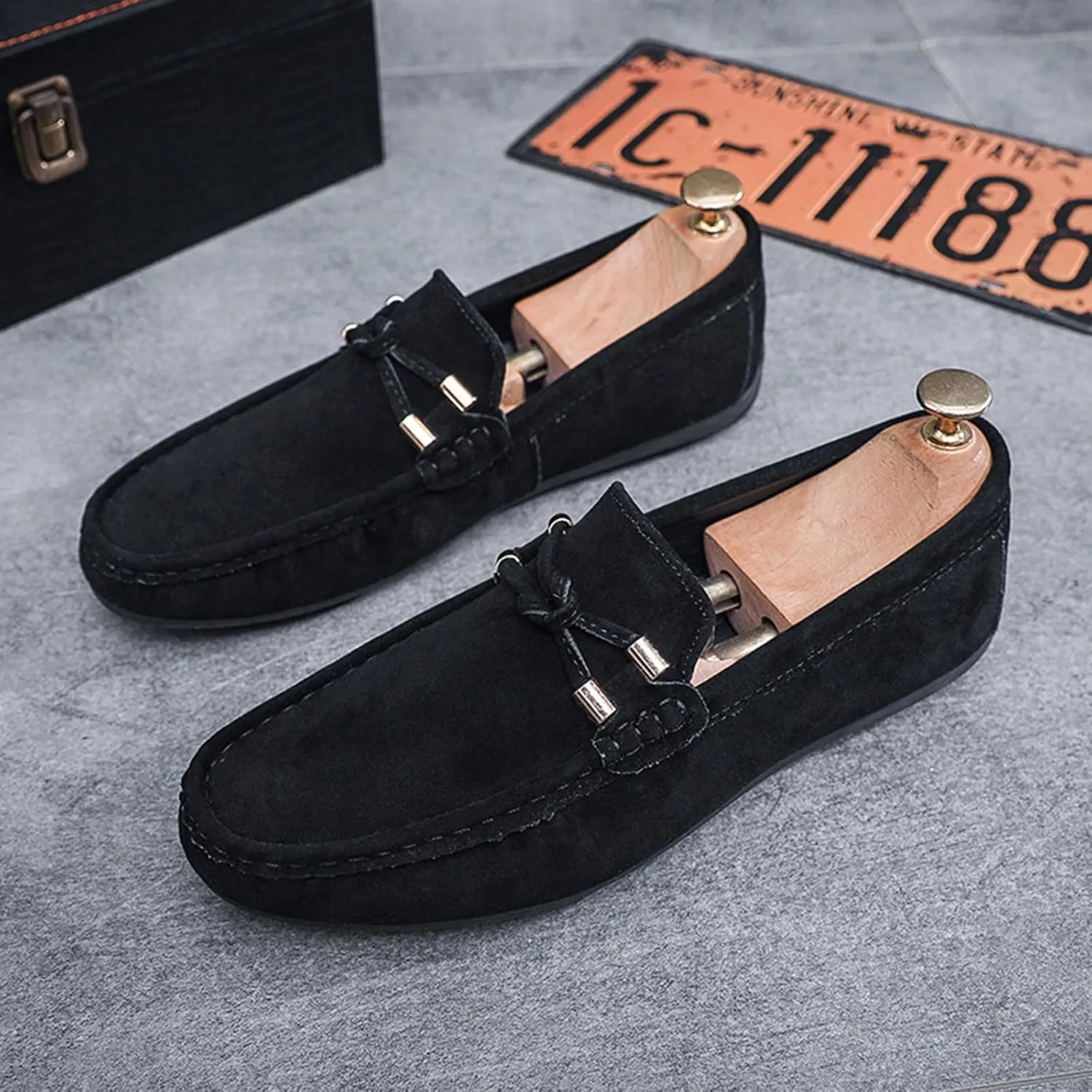 Men's Suede Leather Moccasins Penny Loafers Casual Round Toe Slip On Gommino Flat Driving Shoes Lightweight Comfort Dress Boat Shoes