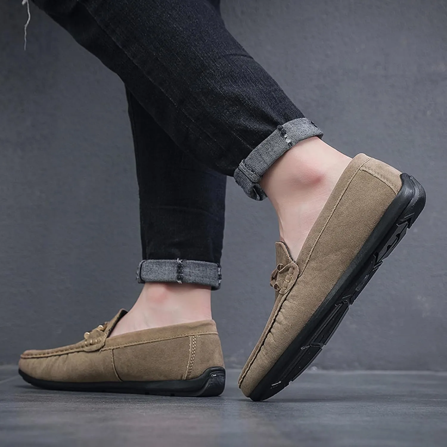 Men's Suede Leather Moccasins Penny Loafers Casual Round Toe Slip On Gommino Flat Driving Shoes Lightweight Comfort Dress Boat Shoes
