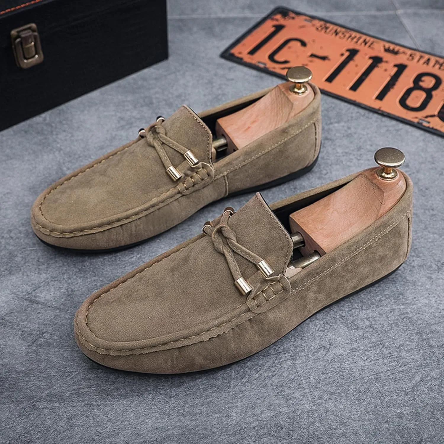 Men's Suede Leather Moccasins Penny Loafers Casual Round Toe Slip On Gommino Flat Driving Shoes Lightweight Comfort Dress Boat Shoes