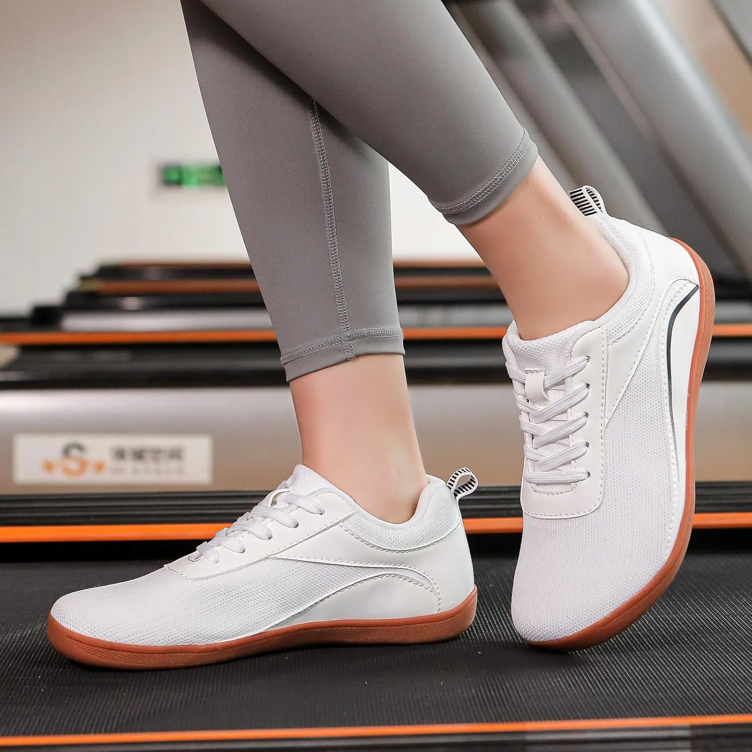 Mens Walking Shoes Wide Toe Workout Shoes Breathable Running Sneakers Lightweight Anti-Slip Training Shoes
