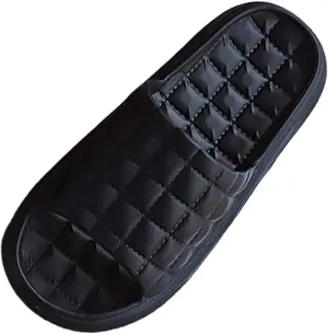 New Slippers for Women in Summer Indoor Bathroom for Men Slippers for Couples Hotel Soft Soles Shiny Slides for Women