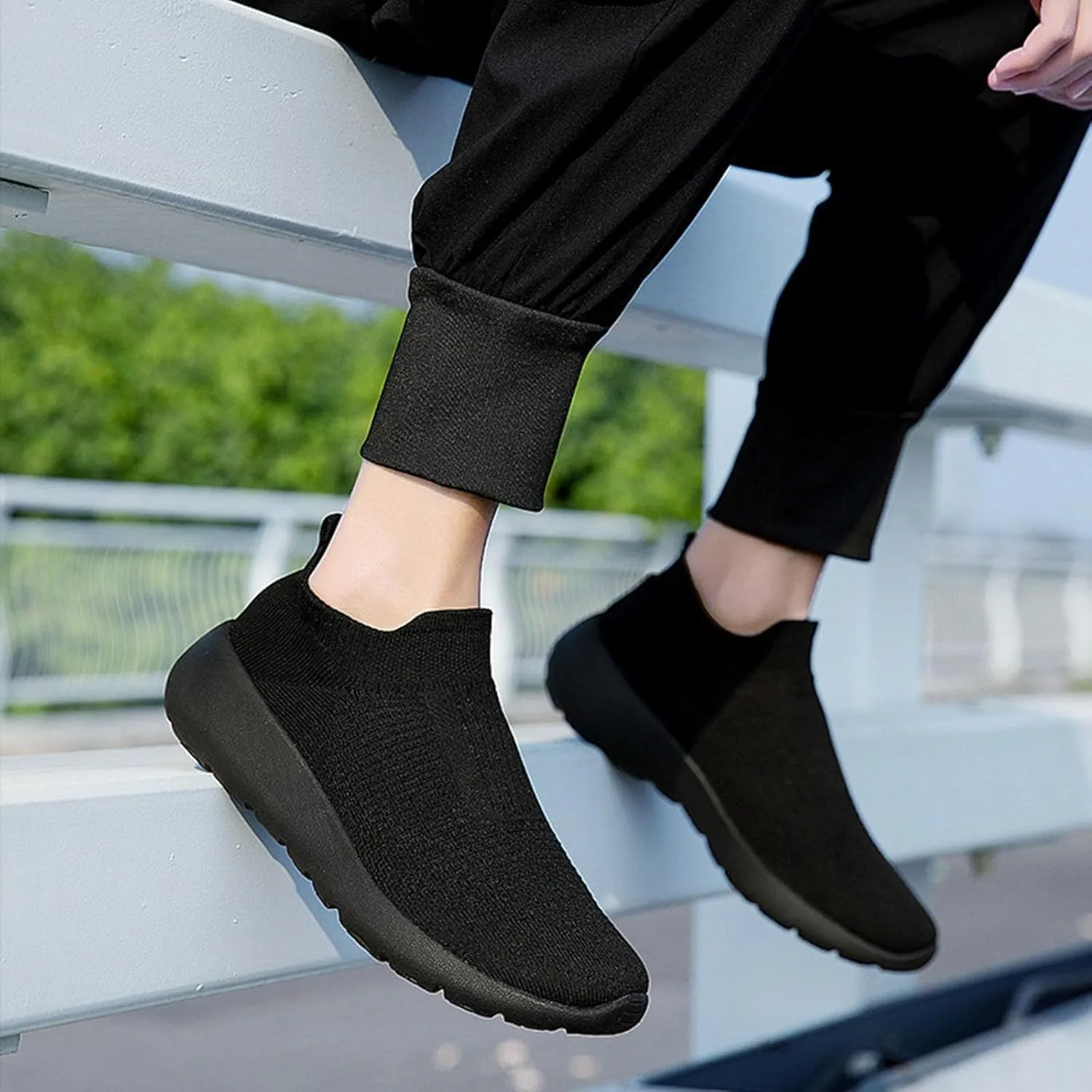 Non Slip Work Sport Shoes for Men Arch Support Plantar Fasciitis Shoes Elastic Cushion Sneakers for Men
