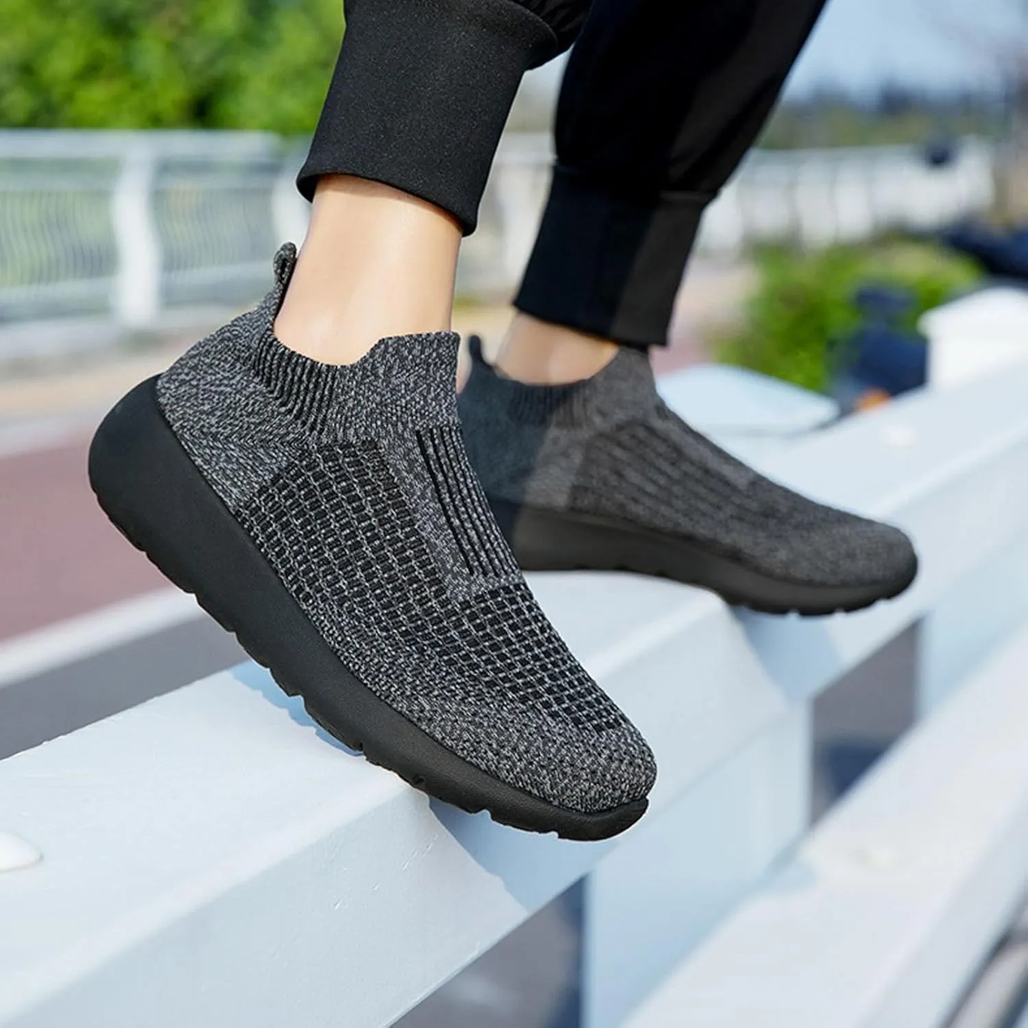 Non Slip Work Sport Shoes for Men Arch Support Plantar Fasciitis Shoes Elastic Cushion Sneakers for Men
