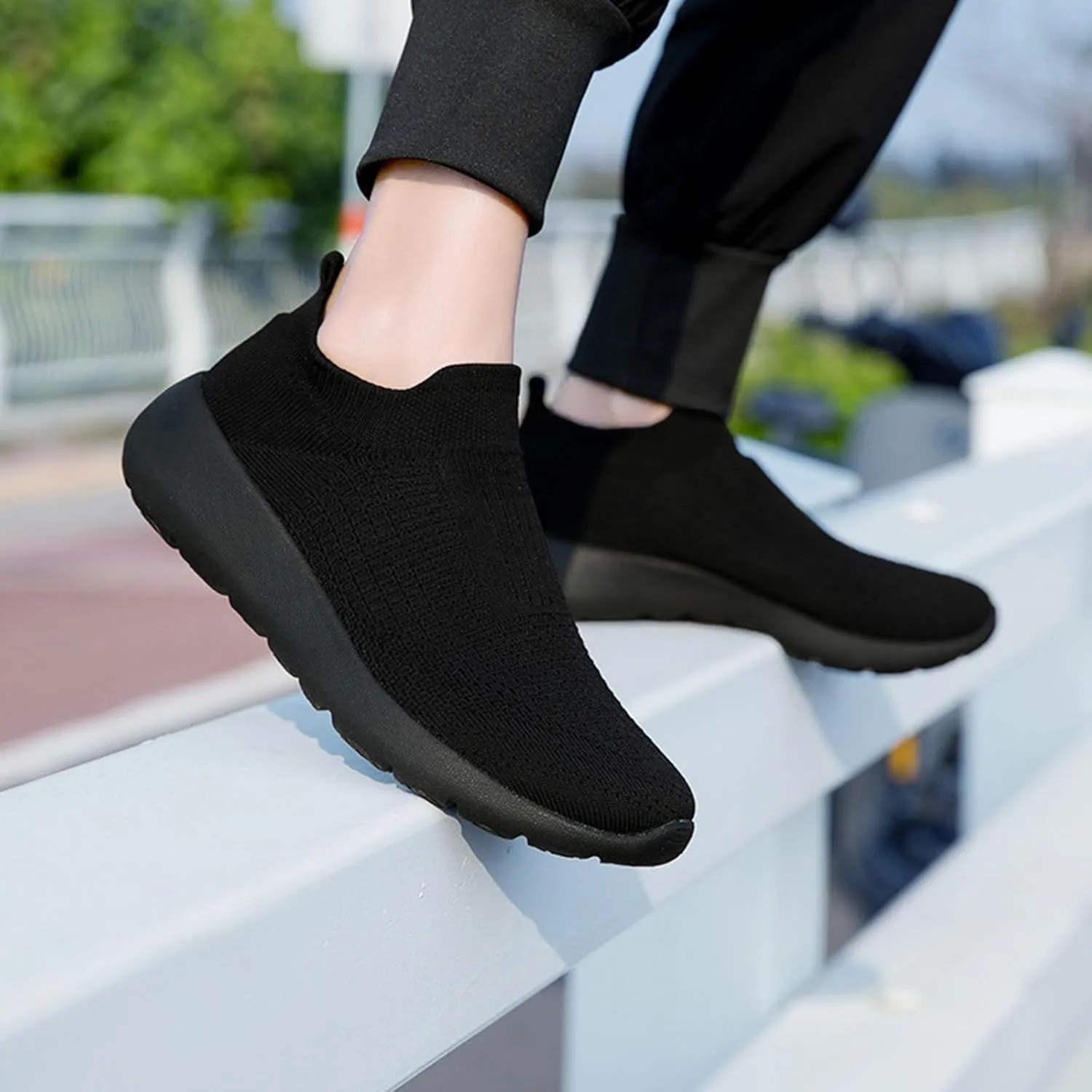 Non Slip Work Sport Shoes for Men Arch Support Plantar Fasciitis Shoes Elastic Cushion Sneakers for Men