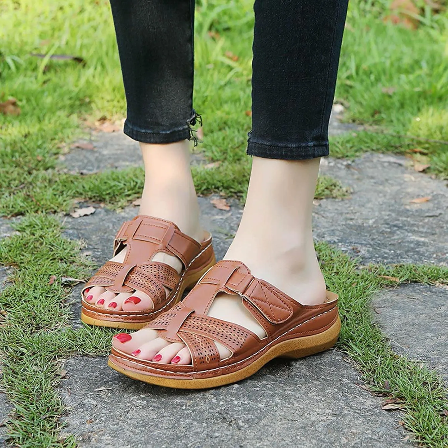 oiangi Women's Sandals Comfortable Wedge Sandals with Arch Support Summer Casual Fish Mouth Open Toe Slip-on Slipper Flower Hollow Platform Slides Flip Flops