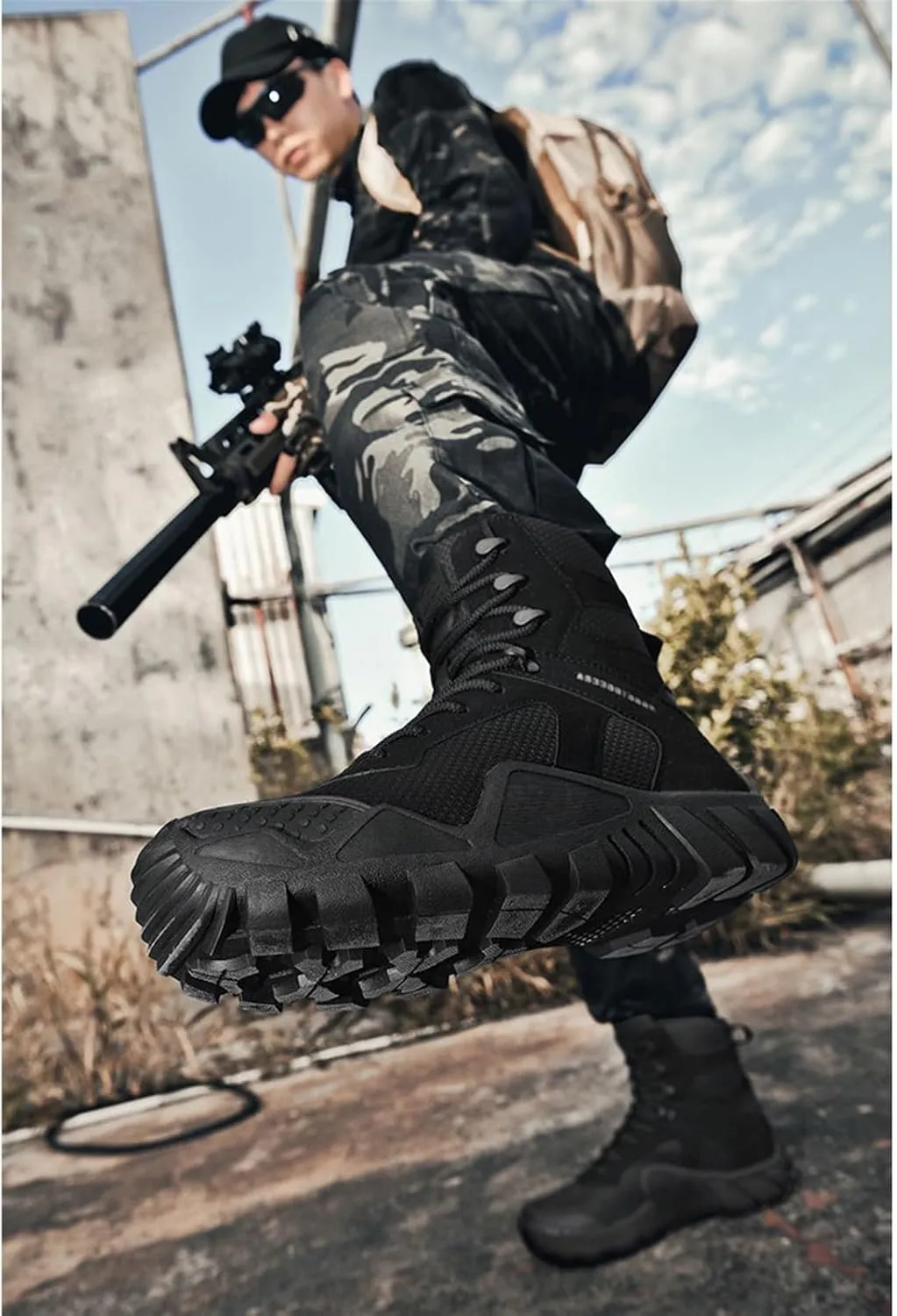 Plus Size Lightweight Combat Boots, Comfortable Stylish Lace Up High Top Combat Boots for Men, Fashion Round Toe Waterproof Hiking Boots, for Tactical, Military, Hunting