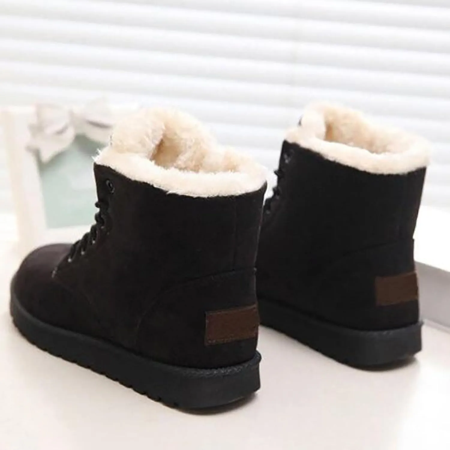 Snow Boots for Women Faux Furry Lined Ankle Booties Low Heel Suede Leather Lace Up Boots Casual Comfort Slip on Fall Winter Short Boots Side Zipper Wide Width Ladies Boots Women Booties