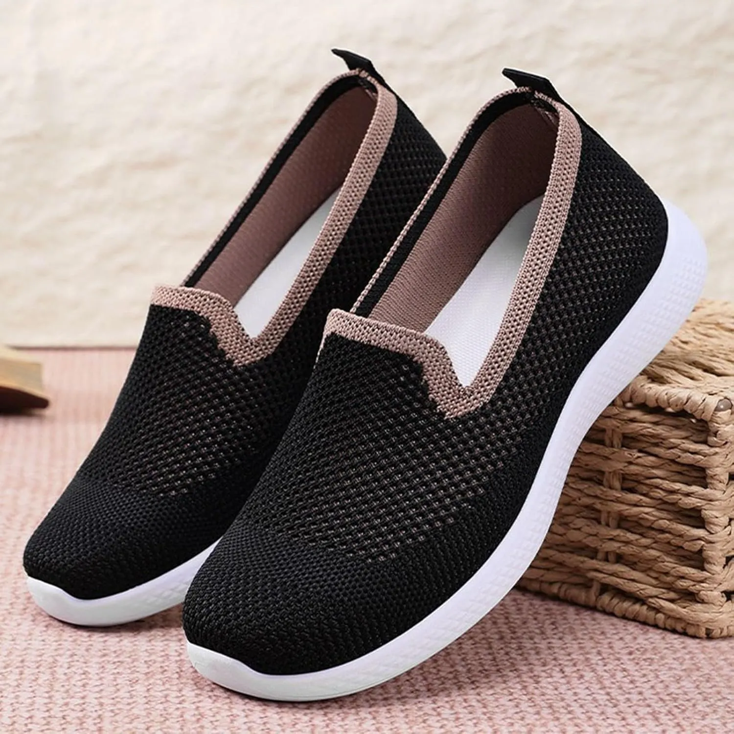 Women's Casual Shoes Comfortable Slip On Footwear Daily Wear Breathable Mesh Design Casual Slip on Tennis Shoes