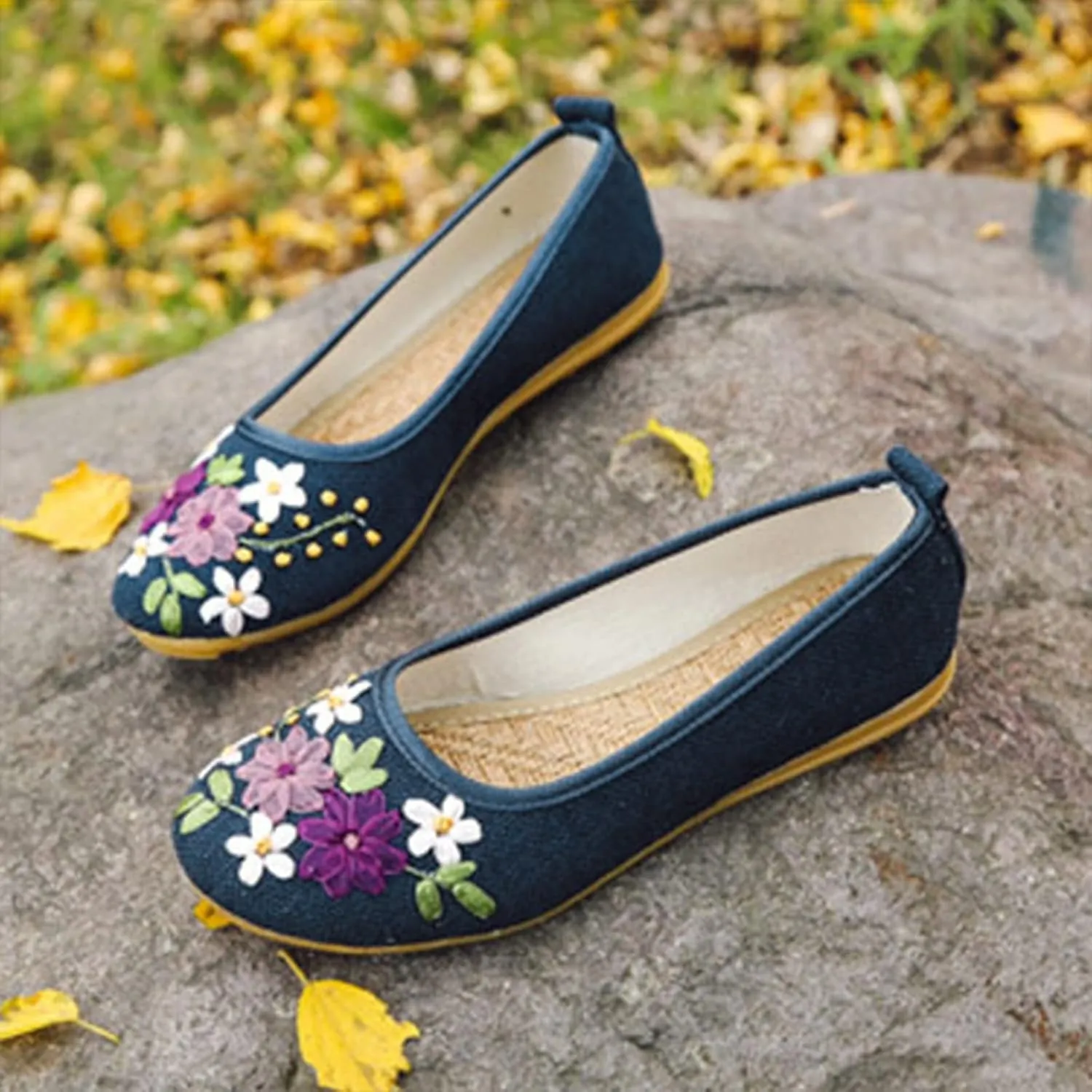 Women’s Shoes Loafers Cloth Shoes Women's Single Ribbon Linen Breathable Embroidery Single Flat Heels Linen Embroidered Mother