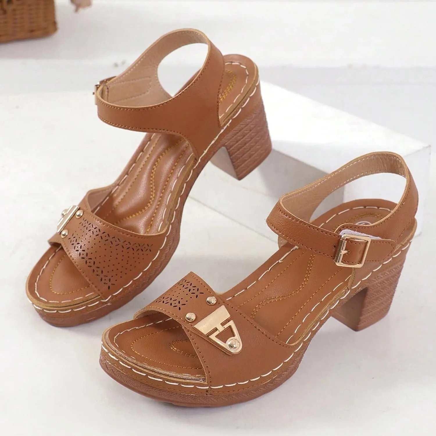 ZSpzx Block Heel Sandals for Women 2025 Comfort Dressy Women's Chunky Mid Heels Open Toe Ankle Straps Sandal Metal Comfortable Summer Adjustable Wide Width Walking Shoes for Daily Wear